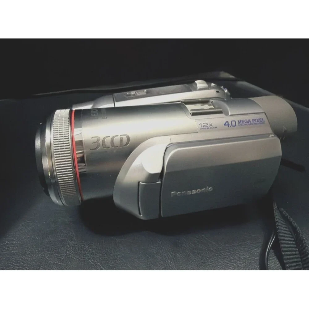 Panasonic PV-GS500 3CCD MiniDV Camcorder Bundle - TESTED WORKING Leica Lens Vlog